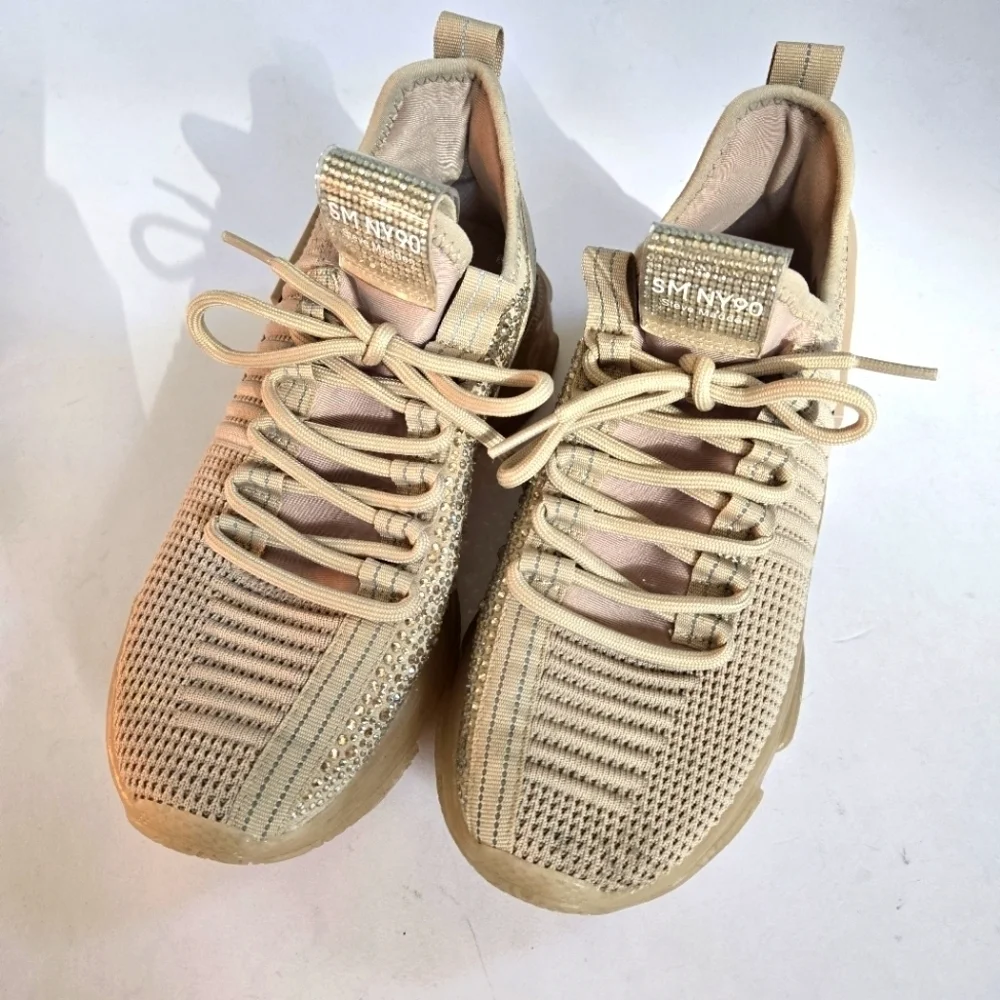 Steve Madden Womens Maxima Beige neutral jewel Sneaker Size 7.5